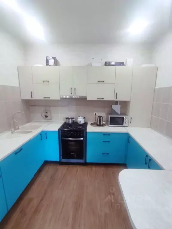 Дом в Саратовская область, Энгельс Лесокомбинатская ул., 7 (100 м) - Фото 1