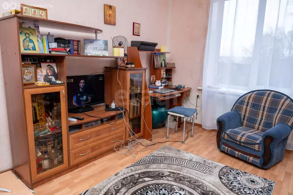 1-комнатная квартира: Вышний Волочёк, улица Максима Горького, 12 (30 ... - Фото 2