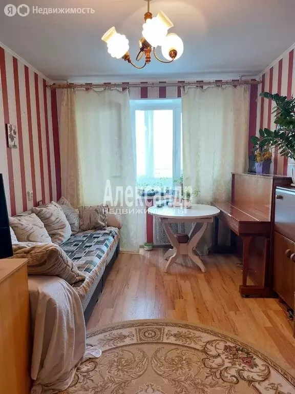 1-комнатная квартира: Кириши, проспект Героев, 30 (34.4 м) - Фото 1