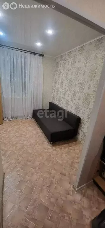 1-комнатная квартира: Ирбит, улица Володарского, 16 (13 м) - Фото 1