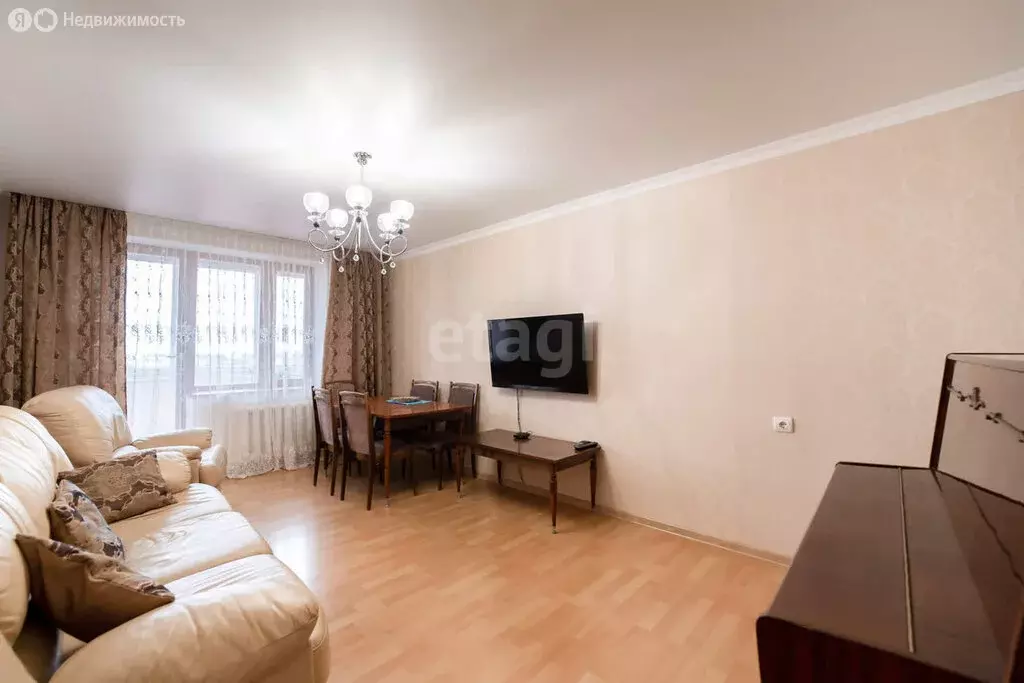 3-комнатная квартира: Калининград, улица 9 Апреля, 98 (81.6 м) - Фото 2