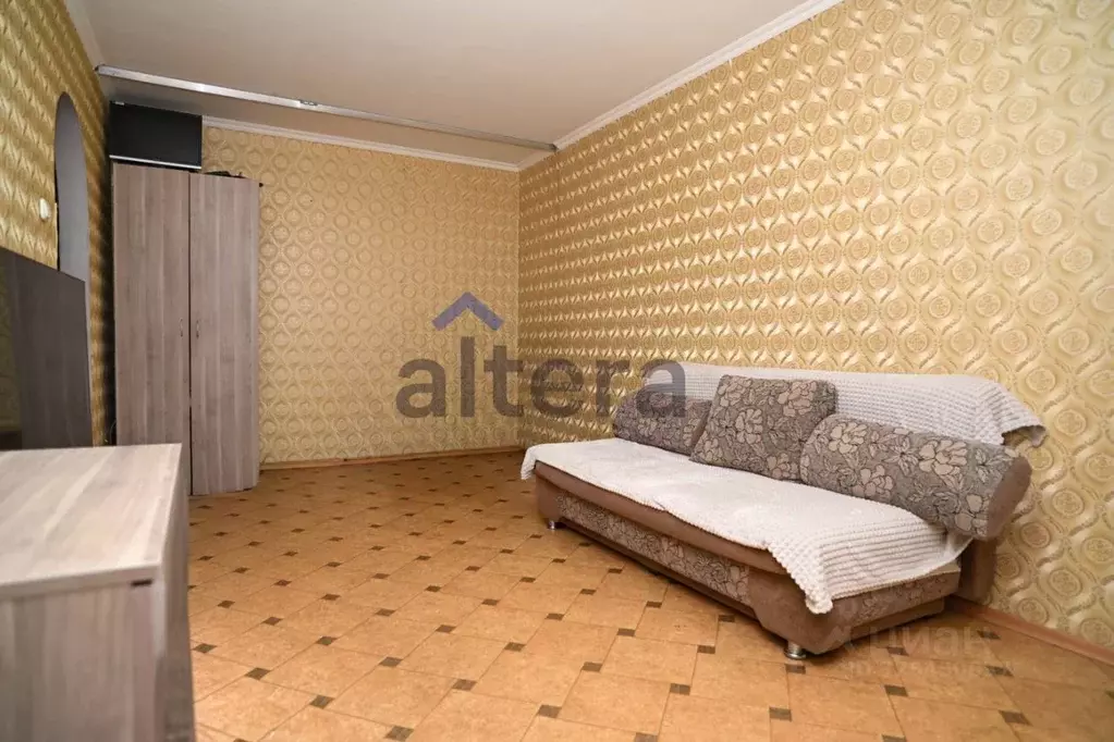 1-к кв. Татарстан, Казань ул. Адоратского, 10 (33.2 м) - Фото 2