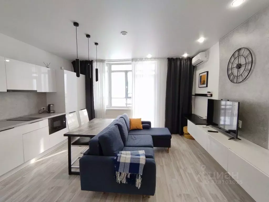 Студия Свердловская область, Екатеринбург ул. Крауля, 168В (30.2 м) - Фото 1