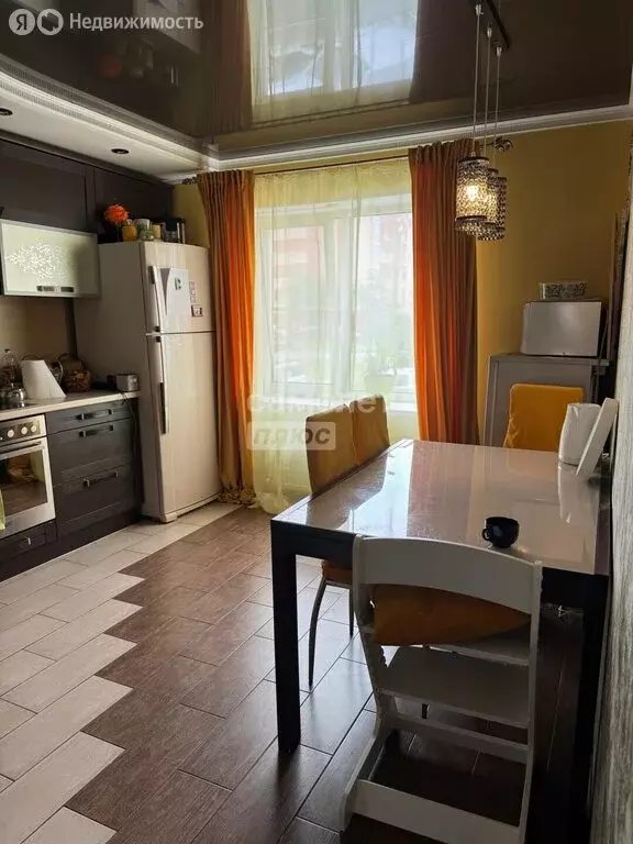 3-комнатная квартира: Череповец, улица Батюшкова, 3 (85.9 м) - Фото 1