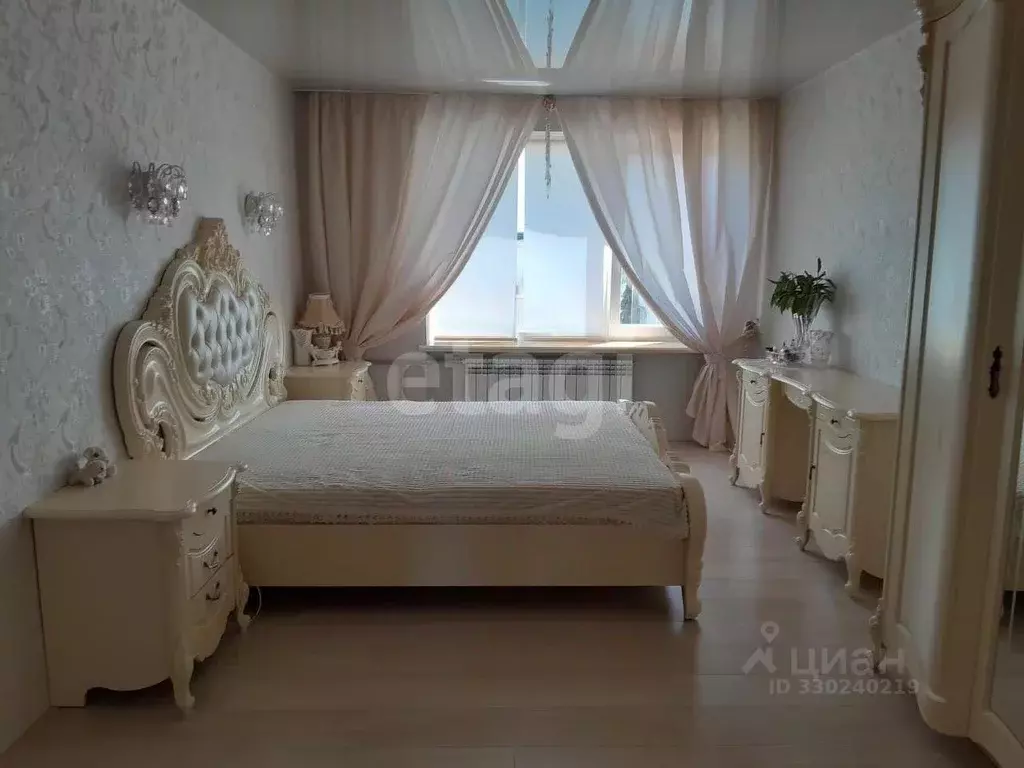 3-к кв. Крым, Евпатория ул. Имени 60-летия Октября, 15 (62.3 м) - Фото 1