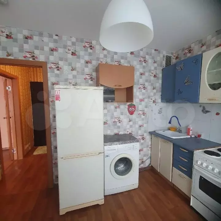 1-к. квартира, 40 м, 1/10 эт. - Фото 1