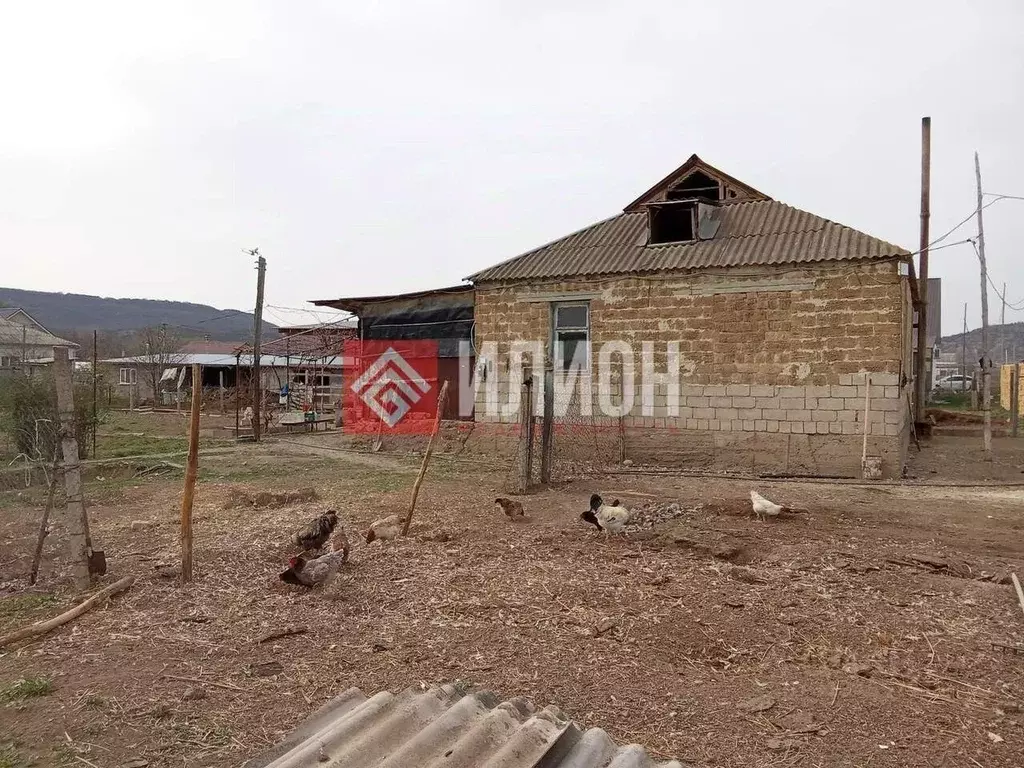 Дом в Крым, Бахчисарайский район, Долинненское с/пос, с. Новенькое ул. ... - Фото 1