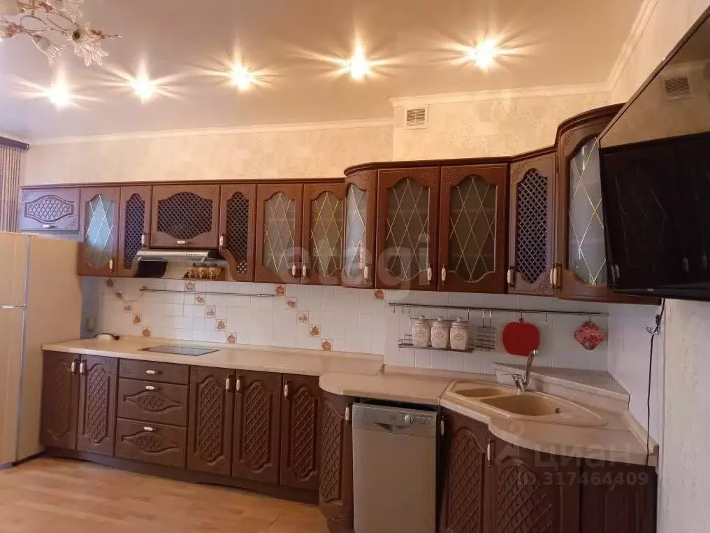 3-к кв. Белгородская область, Старый Оскол Буденного мкр, 16 (92.2 м) - Фото 1