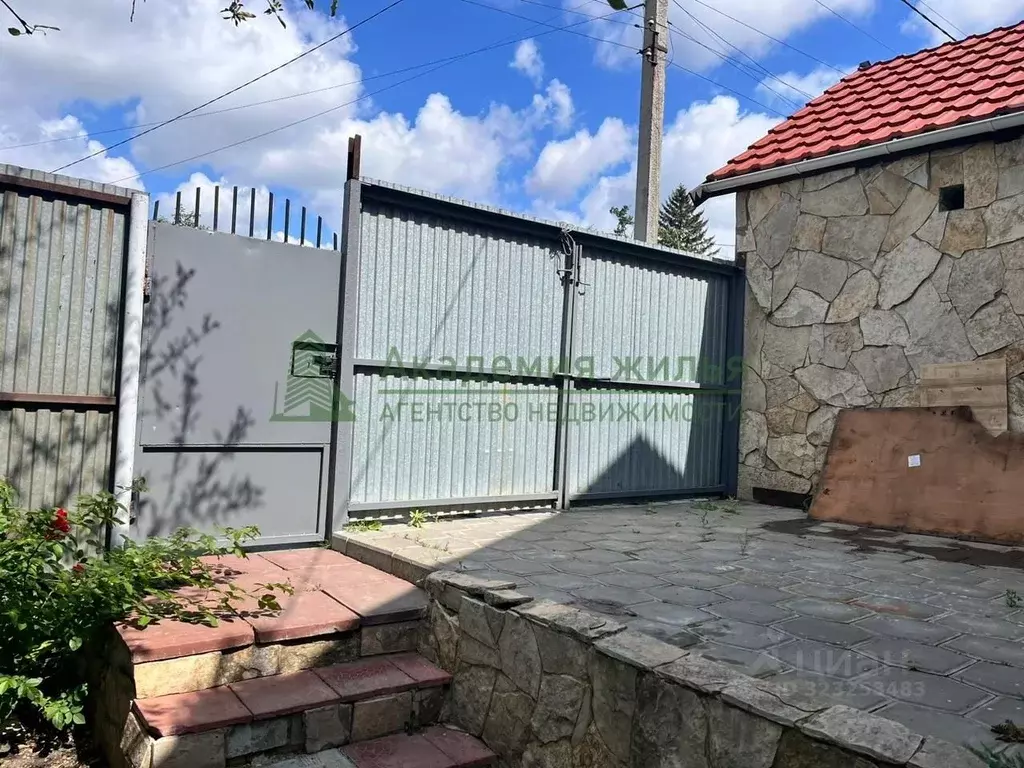 Дом в Саратовская область, Саратов ул. Имени Н.А. Островского, 7А (143 ... - Фото 2