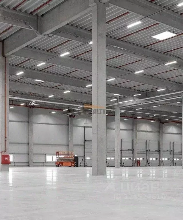 Производственное помещение в Москва Новосходненское ш., 5А (3500 м) - Фото 1