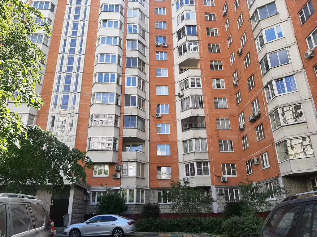 1-к. квартира, 38 м, 2/12 эт. - Фото 1