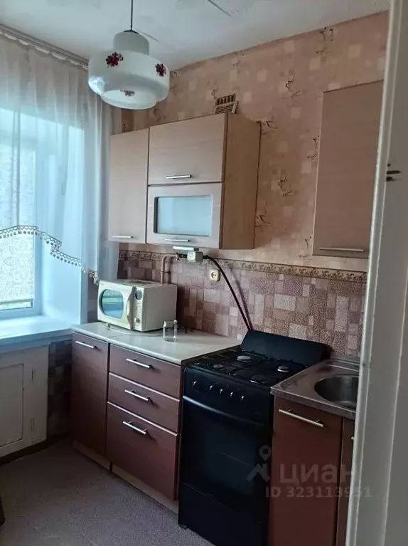 2-к кв. Омская область, Омск Нефтезаводская ул., 37 (45.0 м) - Фото 1