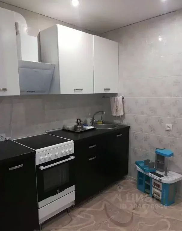 1-к кв. Башкортостан, Уфа ул. Коммунаров, 66/2 (40.0 м) - Фото 2