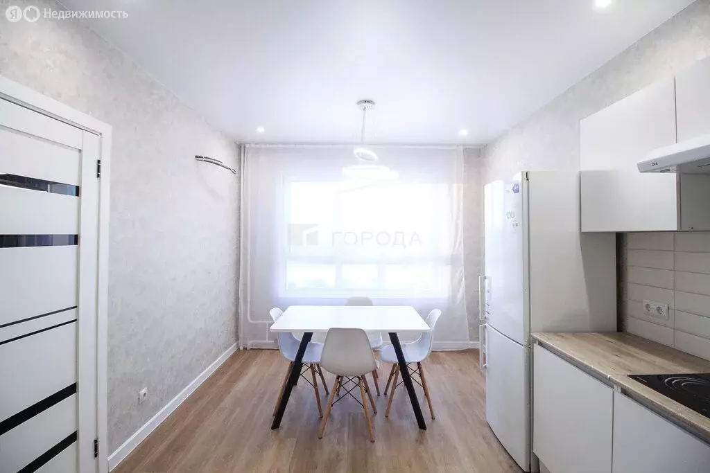 2-комнатная квартира: Барнаул, улица Солнечная Поляна, 75 (50 м) - Фото 2