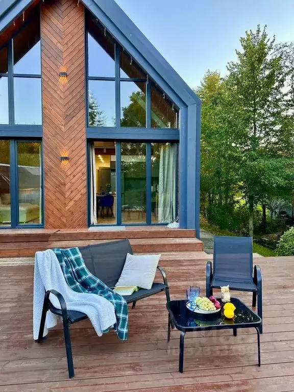 Дом в Ленинградская область, Ломоносовский район, Аннинское городское ... - Фото 1