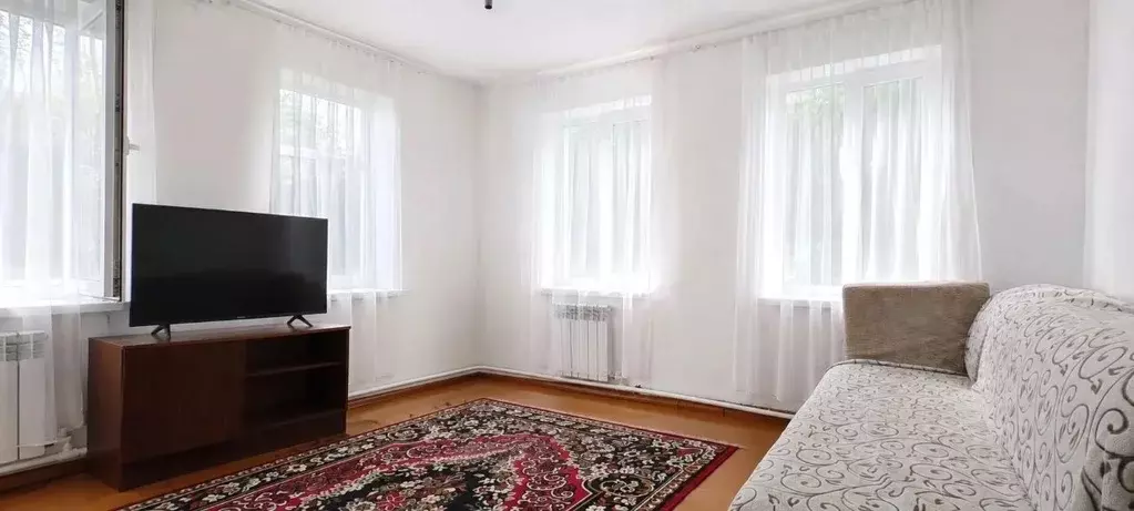 Дом в Оренбургская область, Кувандык Ракетная ул., 40 (51 м) - Фото 2