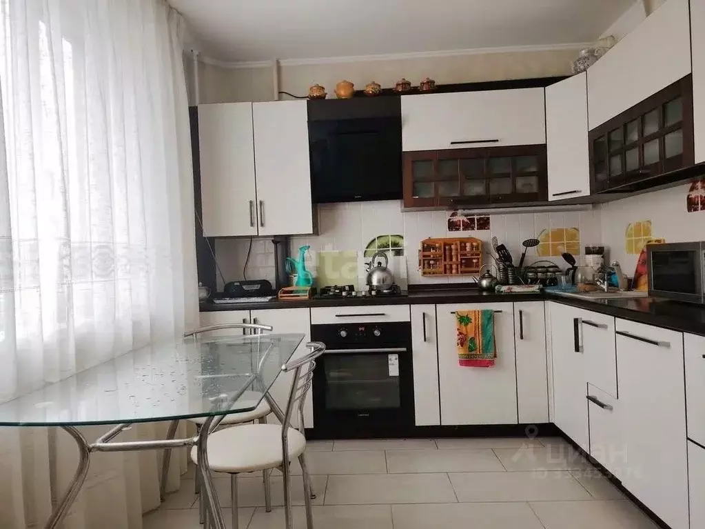3-к кв. Белгородская область, Белгород ул. Конева, 19 (72.5 м) - Фото 1