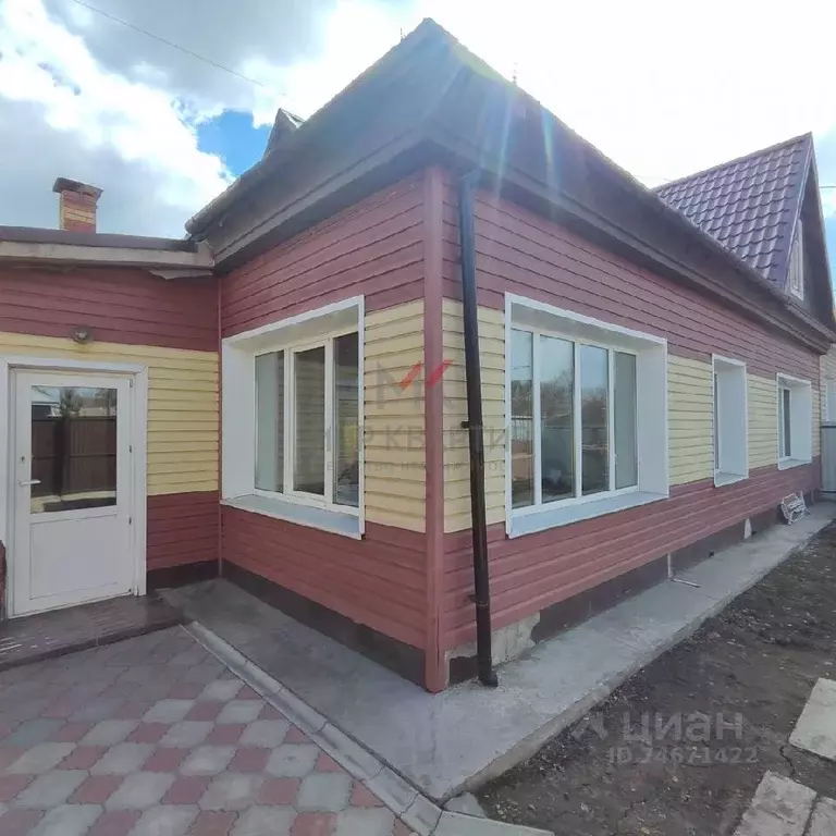 Дом в Хакасия, Абакан ул. Чертыгашева, 37 (112 м) - Фото 0
