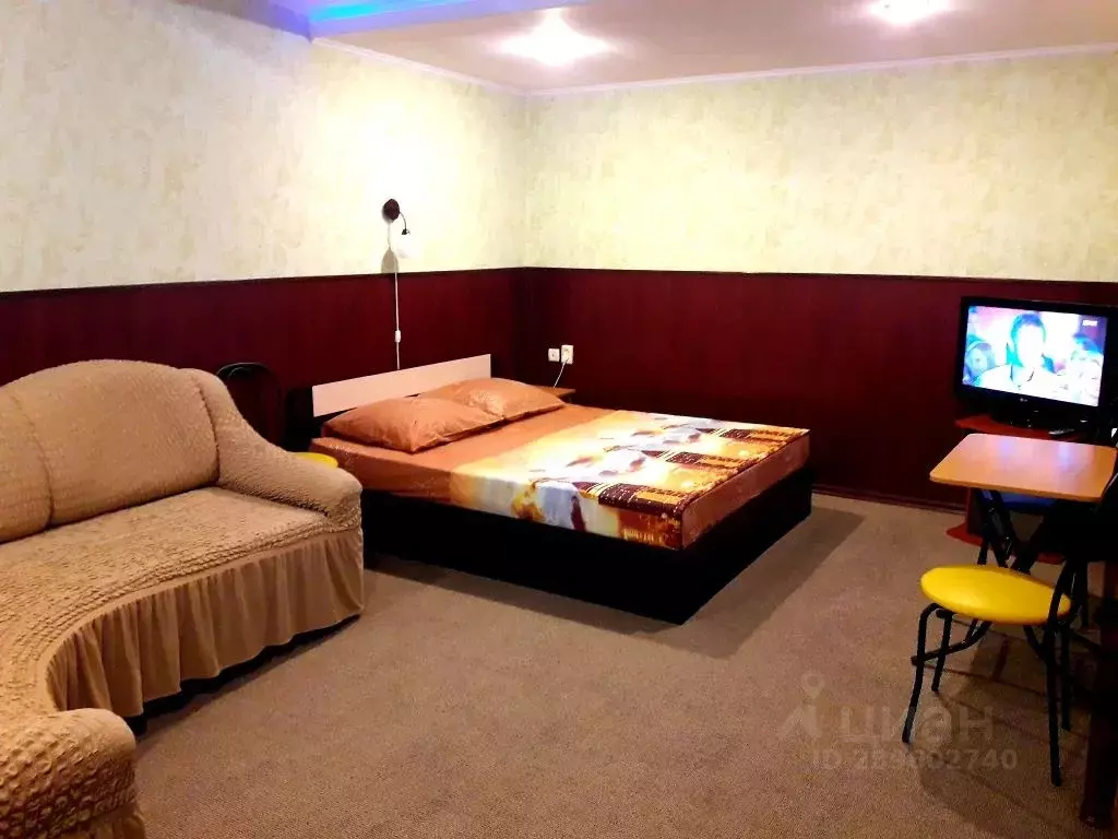 2-к кв. Крым, Ленинский район, Белинское с/пос, с. Нижнезаморское ул. ... - Фото 1