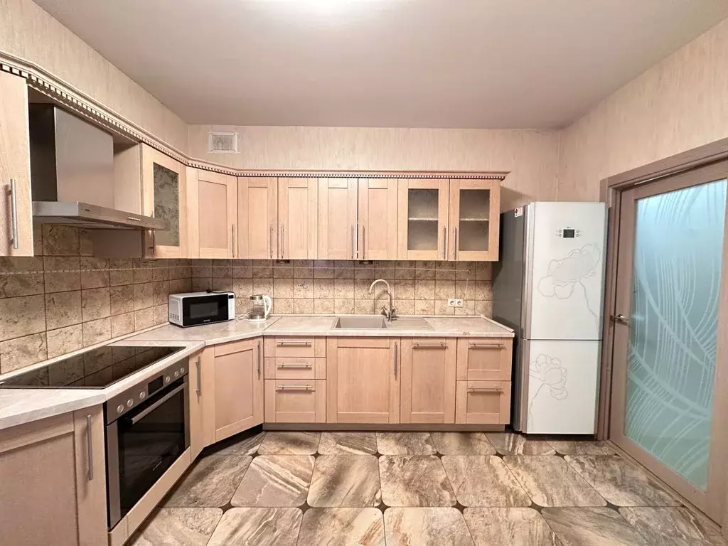 1-к кв. Московская область, Мытищи Октябрьский просп., 10А (47.0 м) - Фото 1