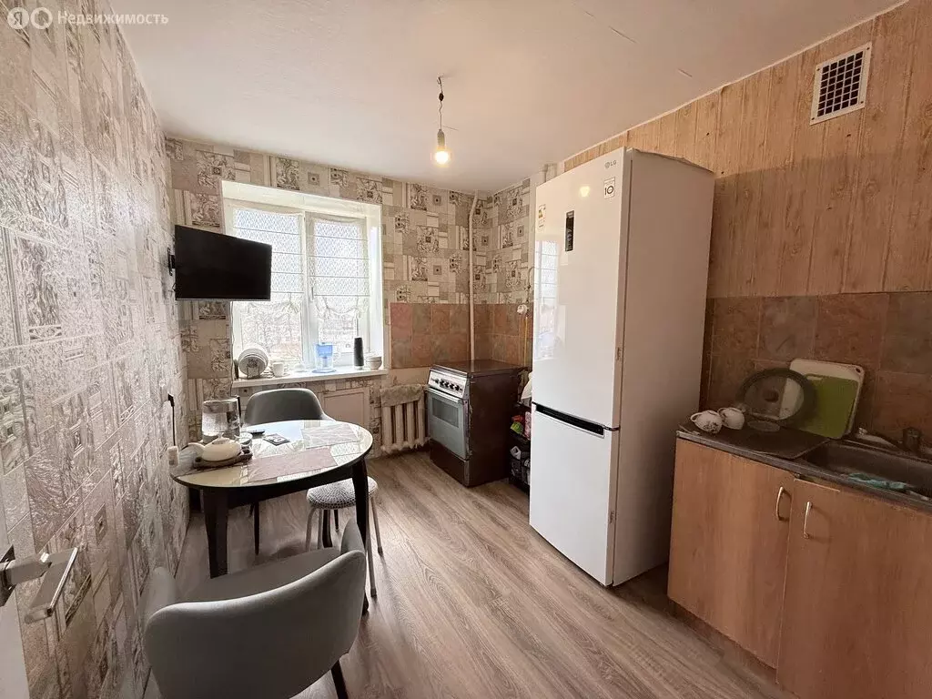 2-комнатная квартира: Валдай, улица Белова, 40 (52.8 м) - Фото 2