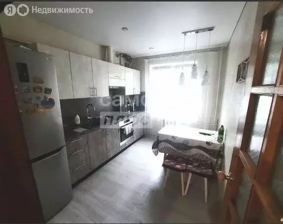 4-комнатная квартира: Липецк, улица А.Г. Стаханова, 28А (81.4 м) - Фото 2