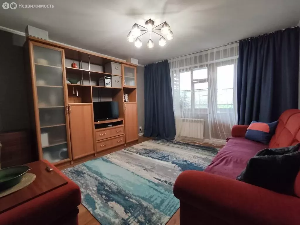 3-комнатная квартира: Нальчик, улица Щаденко, 28 (72.7 м) - Фото 1
