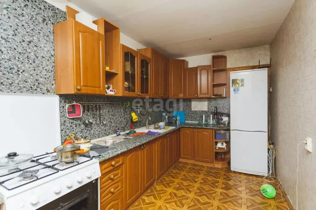 3-к кв. Башкортостан, Уфа ул. Карла Маркса, 65/2 (68.2 м) - Фото 0
