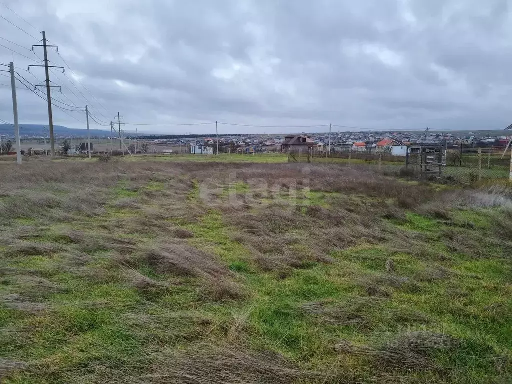 Участок в Крым, Феодосия Инвалидов Ручеек СПК, ул. Виноградная (7.0 ... - Фото 1