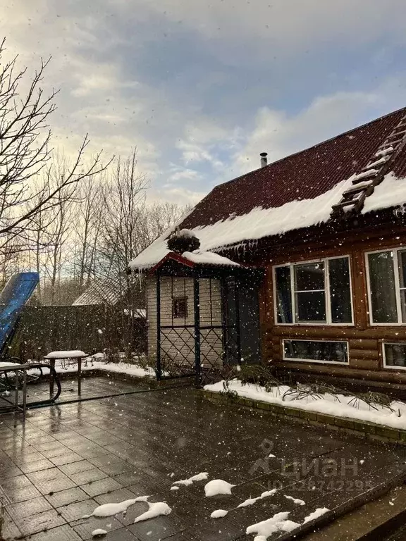 Дом в Тверская область, Вышний Волочек ул. Автомобилистов, 47 (199 м) - Фото 1