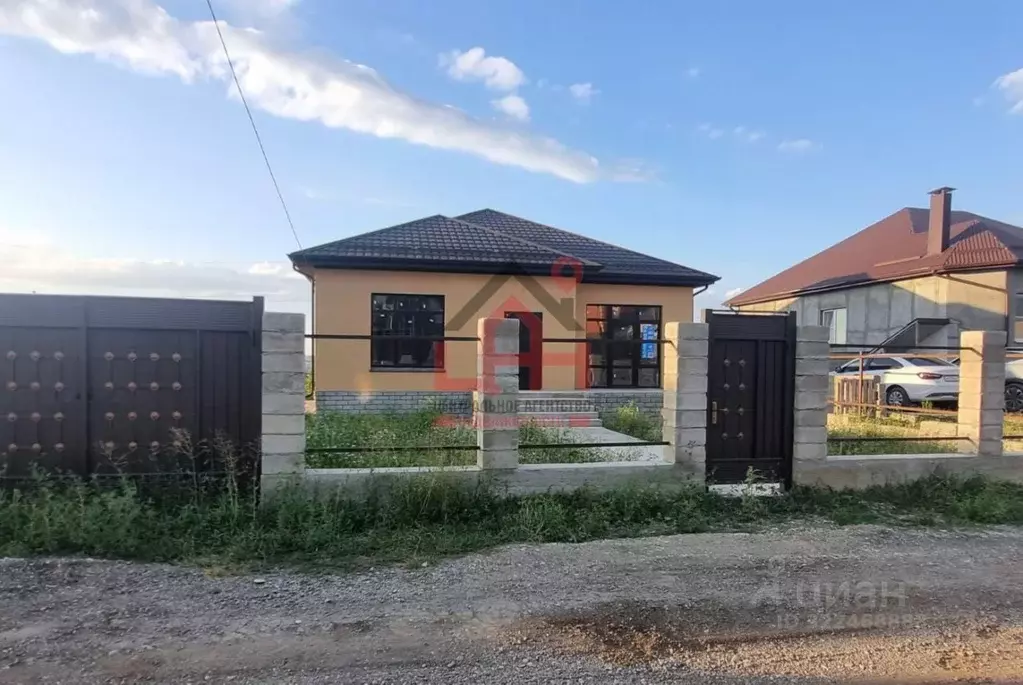 Дом в Ставропольский край, Предгорный муниципальный округ, ... - Фото 1