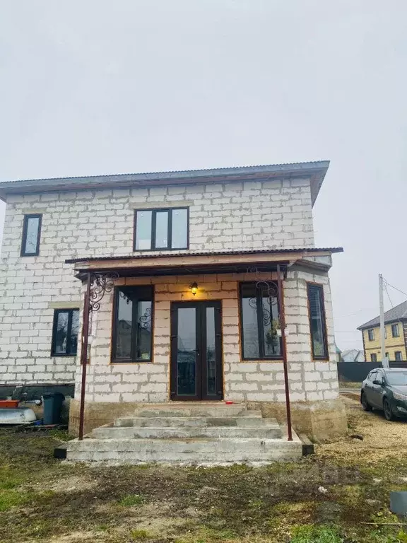 Дом в Липецкая область, Грязи Российская ул., 36 (160 м) - Фото 1