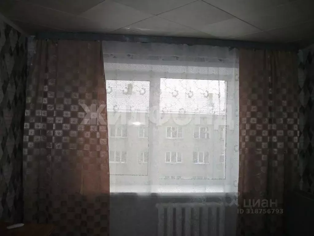Комната Новосибирская область, Новосибирск Затулинский жилмассив, ул. ... - Фото 0