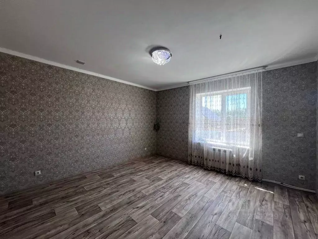 Студия Оренбургская область, Оренбургский район, с. Ивановка ул. ... - Фото 1