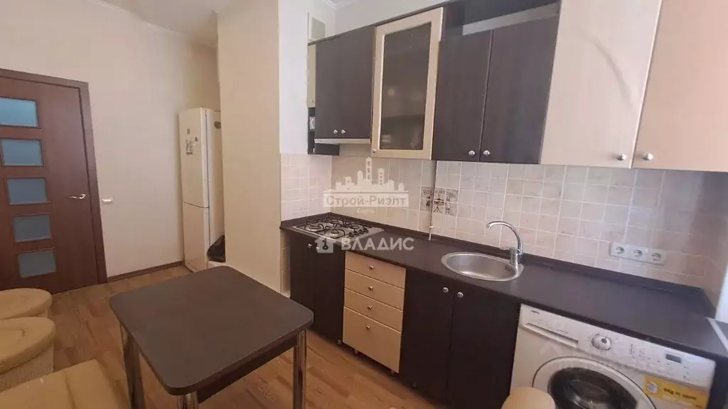 3-к кв. Крым, Керчь ул. Свердлова, 28 (60.4 м) - Фото 1