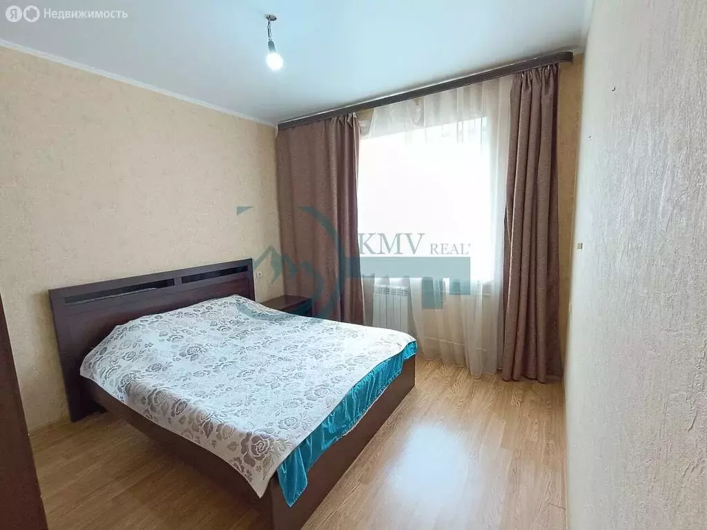 3-комнатная квартира: Ессентуки, Пятигорская улица, 121к1 (75 м) - Фото 0