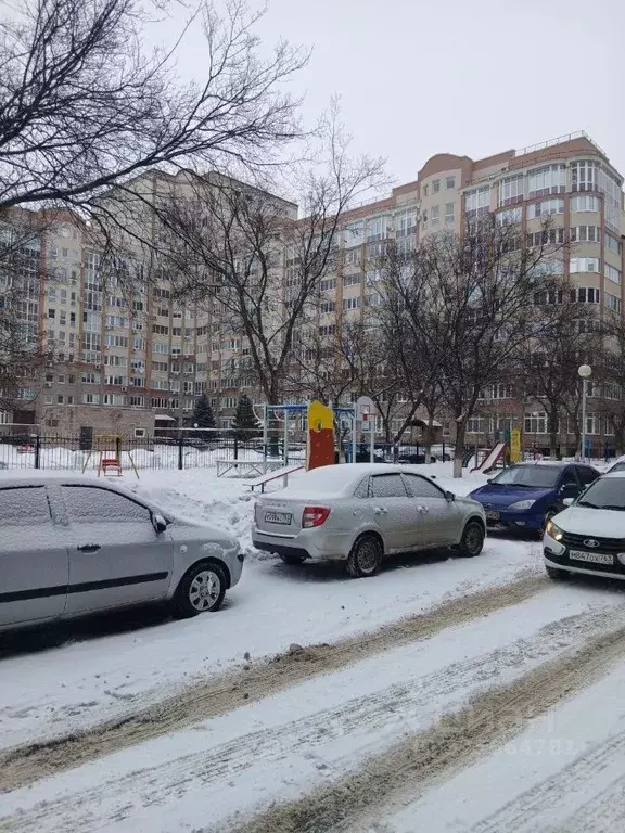 3-к кв. Самарская область, Тольятти 16-й кв-л, бул. Цветной, 11 (65.9 ... - Фото 1