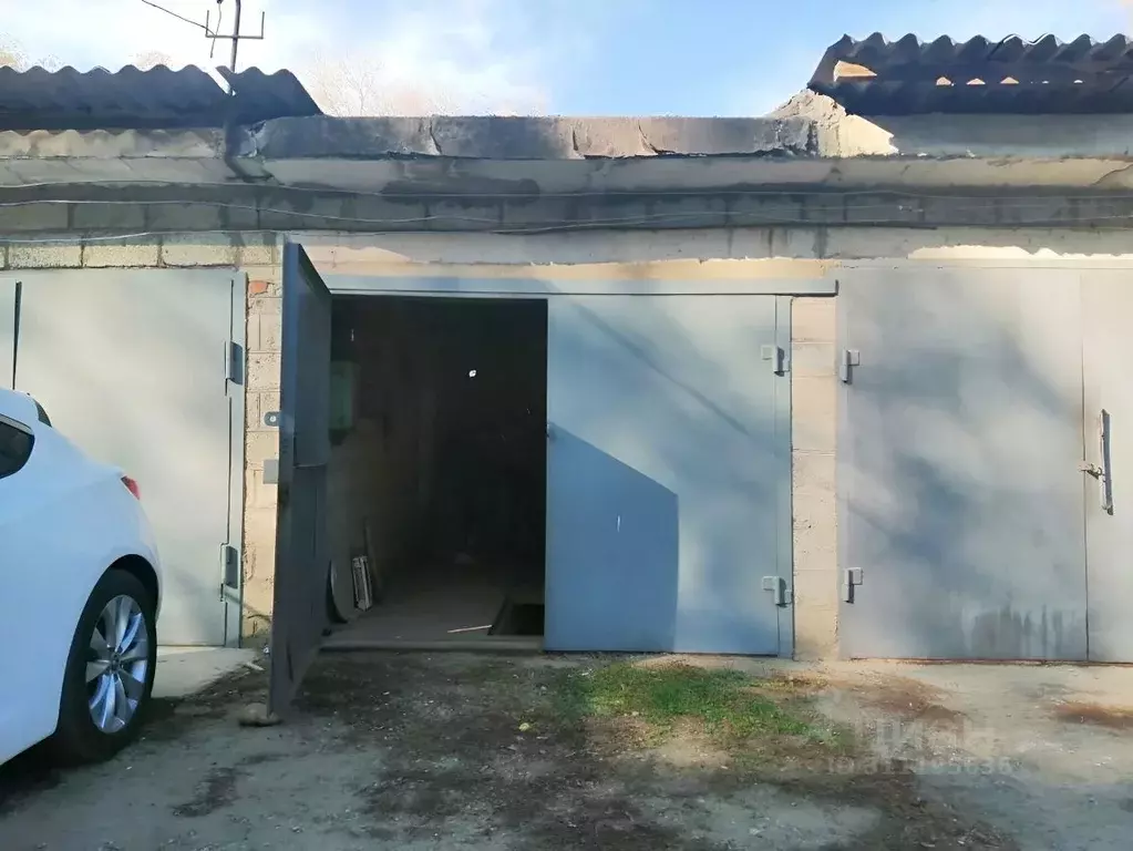 Гараж в Ставропольский край, с. Кочубеевское ул. Титова, 4А (20 м) - Фото 0
