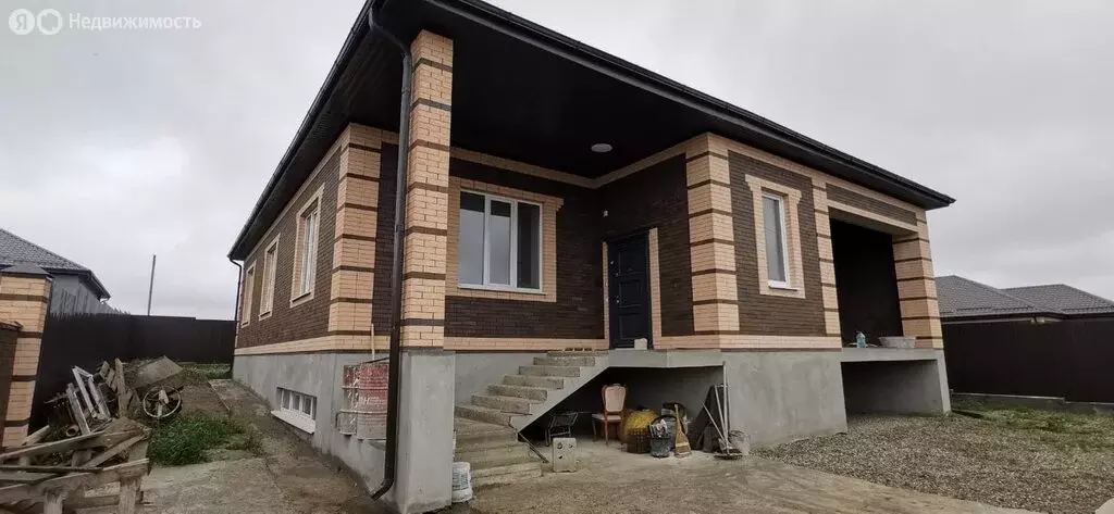 Дом в станица Ессентукская, Степная улица (250 м) - Фото 0
