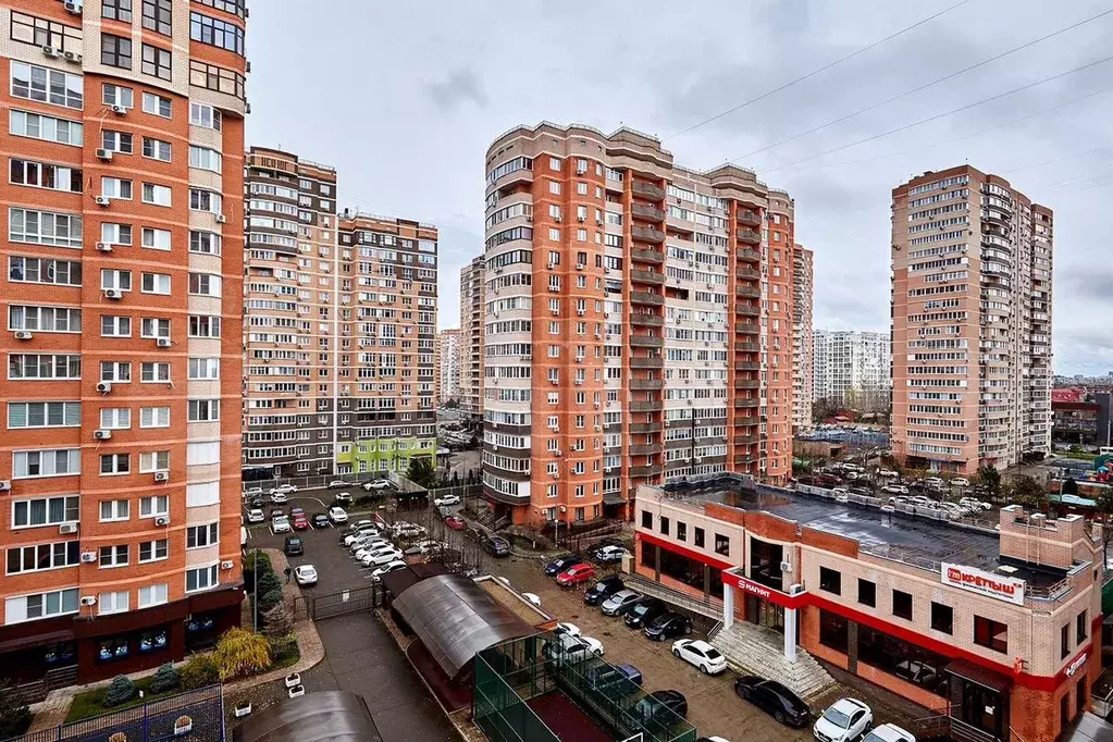 2-к. квартира, 80 м, 7/16 эт. - Фото 1