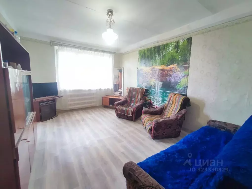 3-к кв. Саратовская область, Энгельс 2-й мкр, 35 (58.3 м) - Фото 1