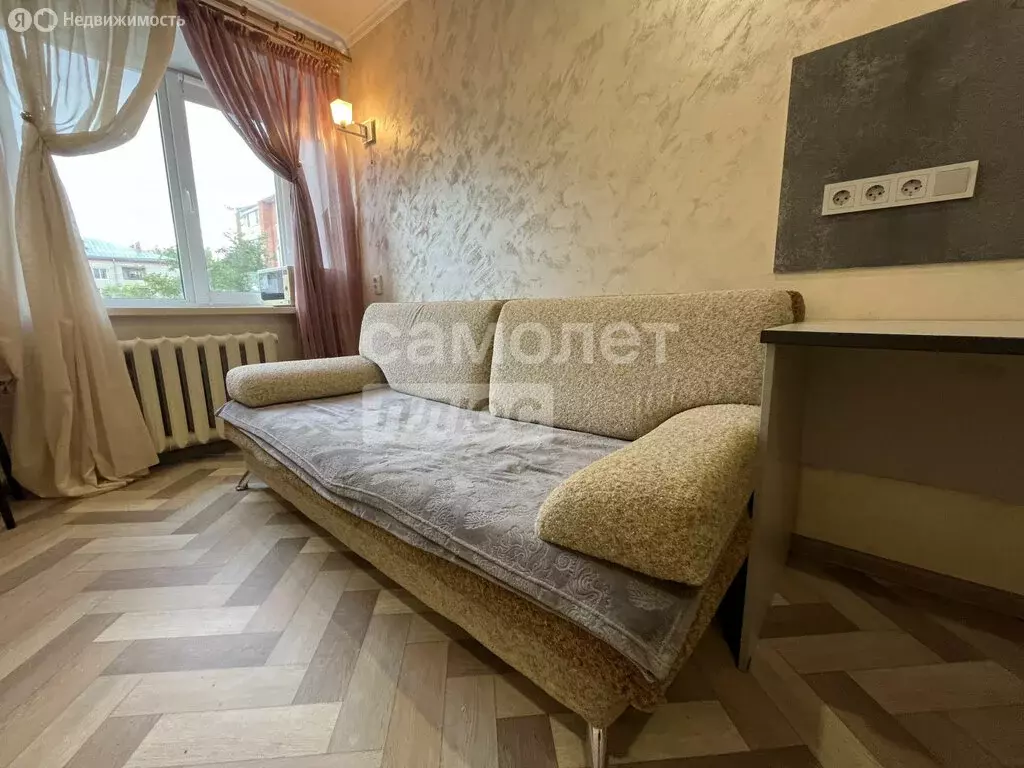 1к в 4-комнатной квартире (12 м) - Фото 0