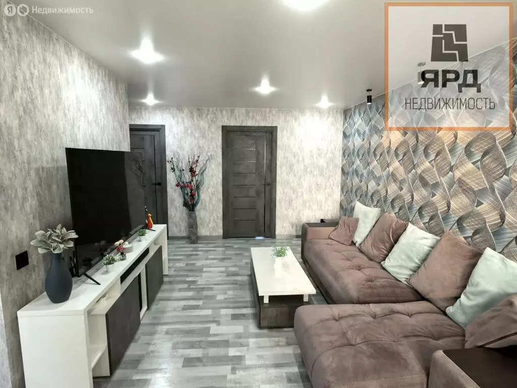 3-комнатная квартира: Таганрог, улица Менделеева, 10 (62 м) - Фото 1