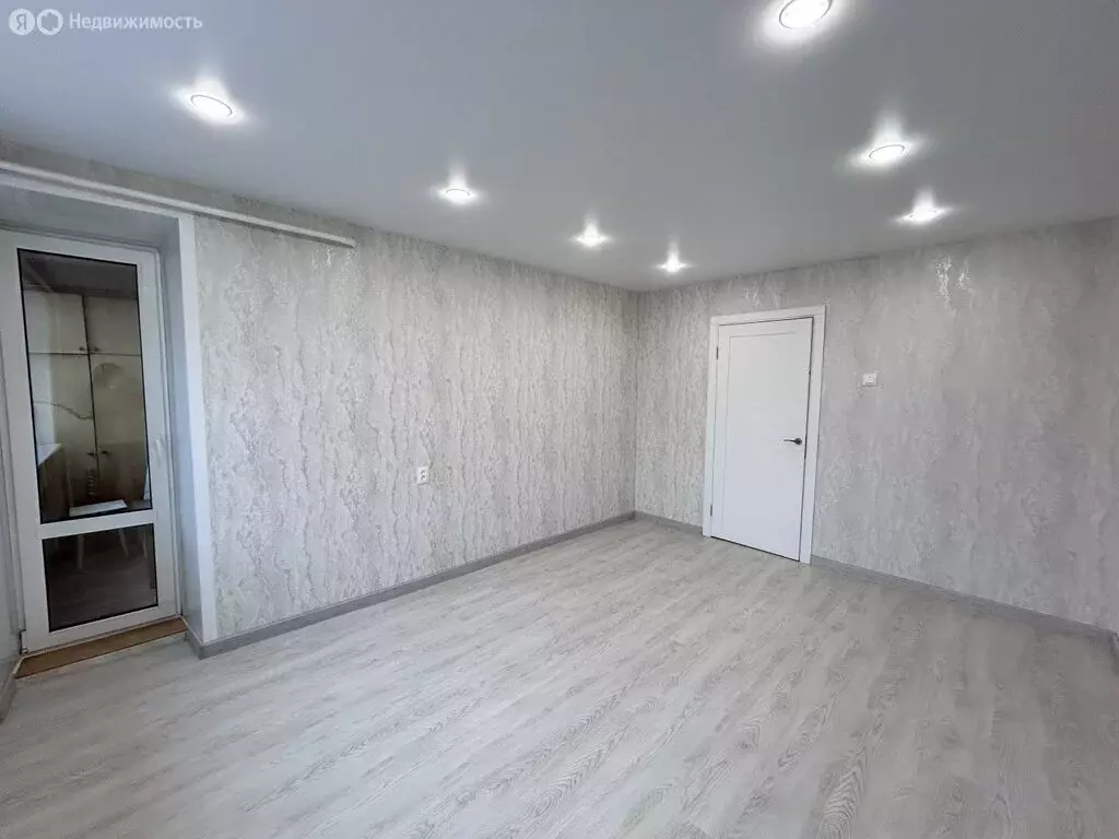 2-комнатная квартира: Кирово-Чепецк, Речная улица, 10к3 (48.4 м) - Фото 1