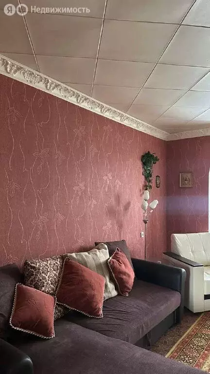 3-комнатная квартира: Октябрьский, 34-й микрорайон, 23 (55.9 м) - Фото 2