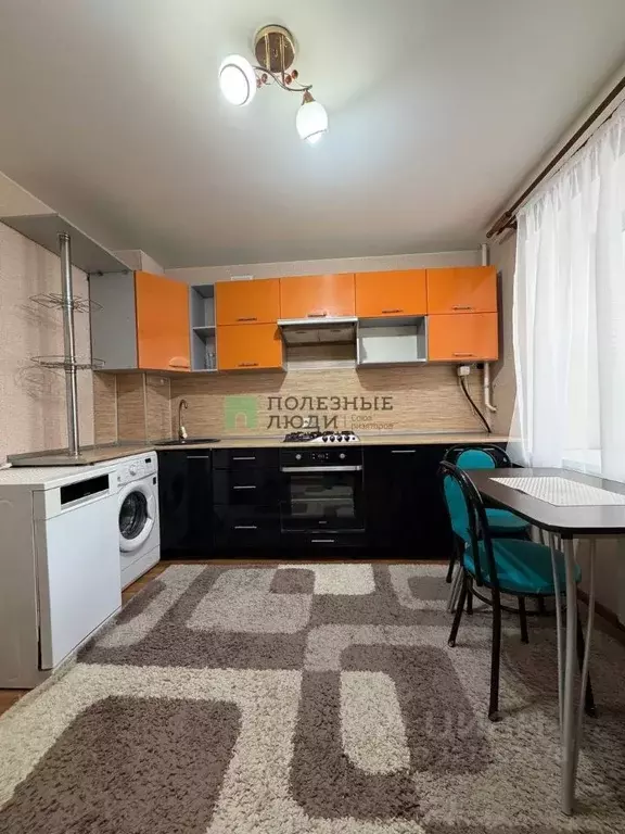 1-к кв. Курганская область, Курган Заозерный жилрайон, 6-й мкр, 29 ... - Фото 1