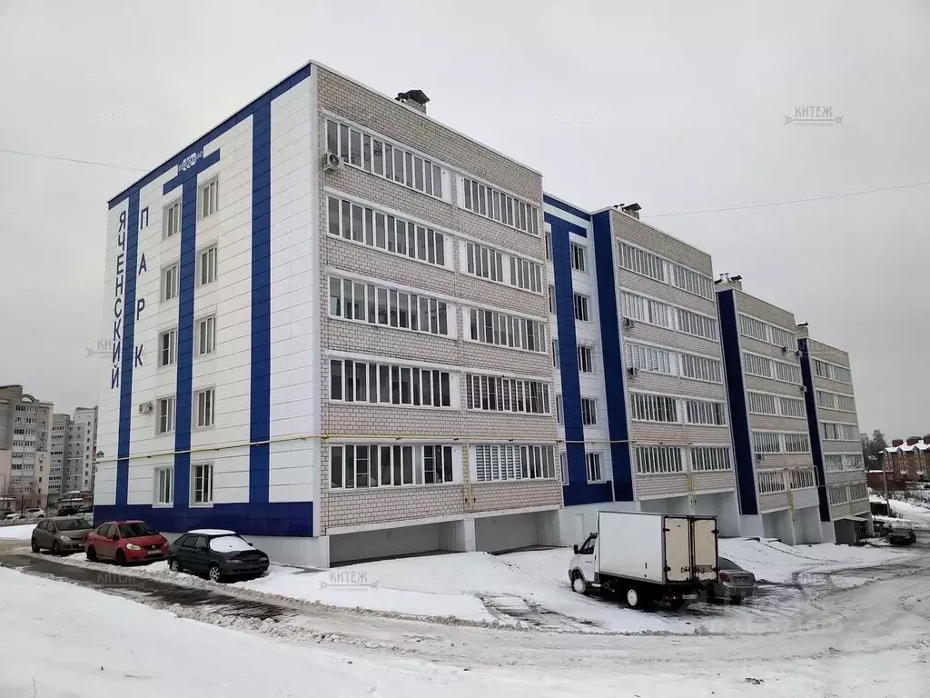 2-к кв. Калужская область, Калуга ул. Изумрудная, 27 (76.3 м) - Фото 0