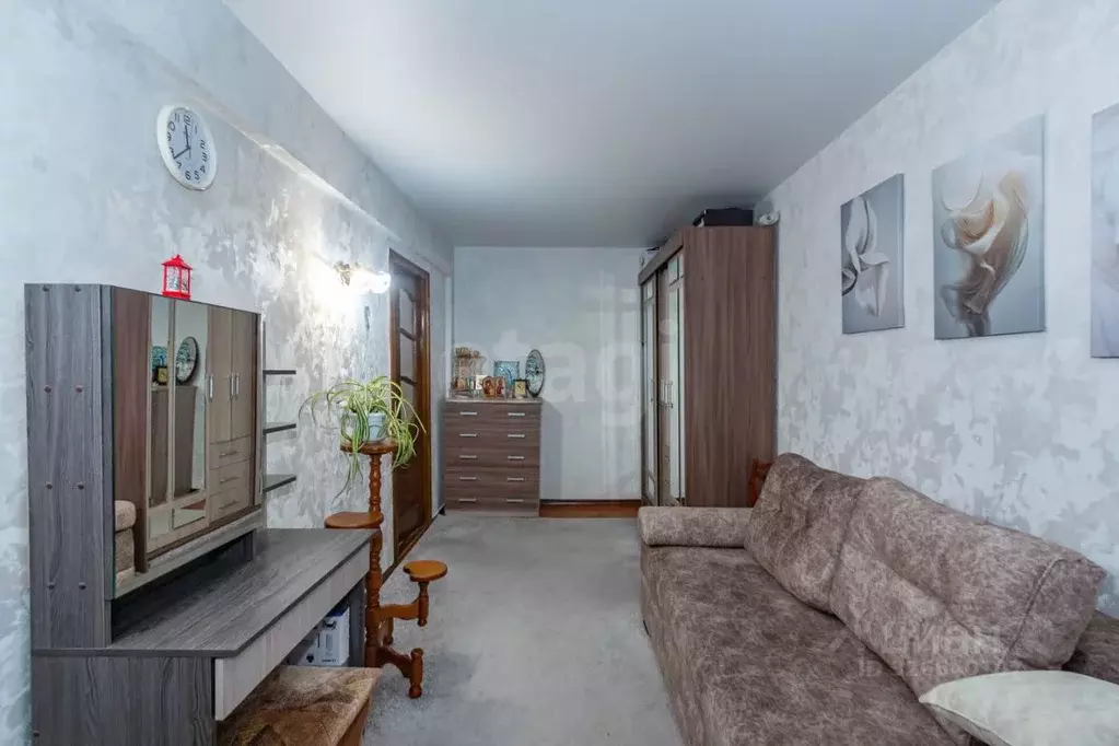 3-к кв. Омская область, Омск Заозерный мкр, ул. Коммунальная, 21А ... - Фото 1