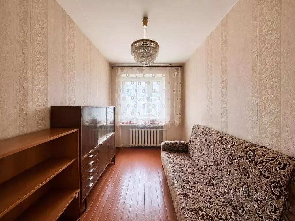 3-к кв. Калужская область, Калуга ул. Космонавта Комарова, 45 (69.8 м) - Фото 1