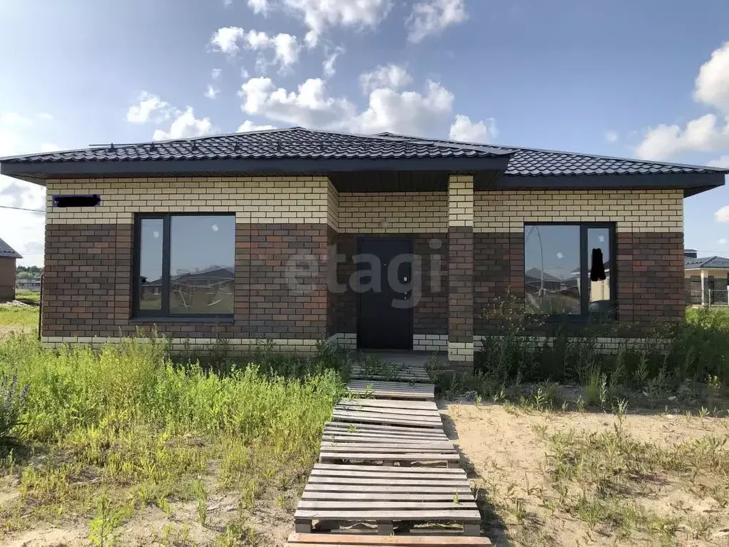 Дом в Татарстан, Высокогорское с/пос, д. Эстачи ул. Эстачинская, 6 ... - Фото 1